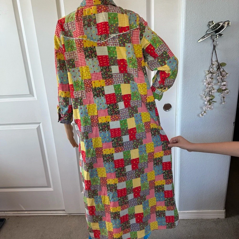 VINTAGE 60s 70s Colorful Patchwork Corduroy Snap Front Housecoat Robe M L hippie - Picture 9 of 14